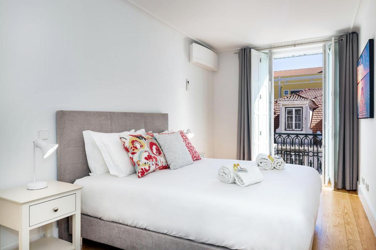 Amazing 1Bdr Apartment In Chiado By Lovelystay Lisboa Εξωτερικό φωτογραφία