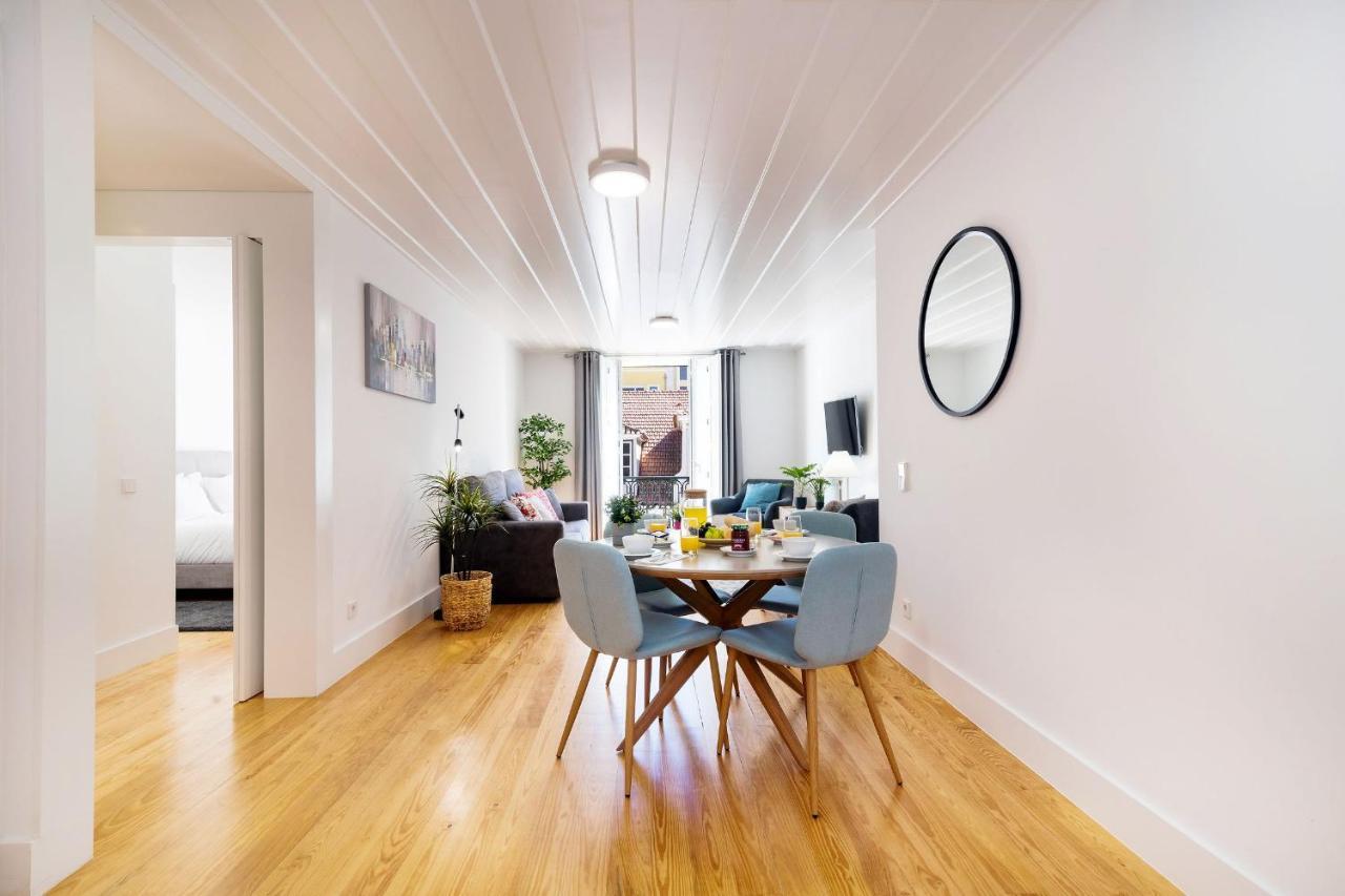 Amazing 1Bdr Apartment In Chiado By Lovelystay Lisboa Εξωτερικό φωτογραφία